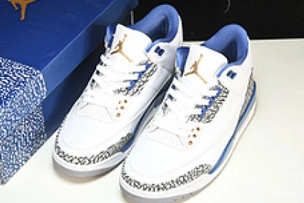 CT8532-148 3 Wizards Jordan 0821